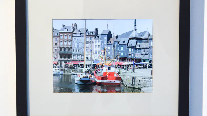Digital Photo-frame